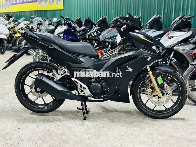 XE MÁYTHANH TÙNG_WINNER V4 ABS ĐEN NHÁM 2025 LƯỚT