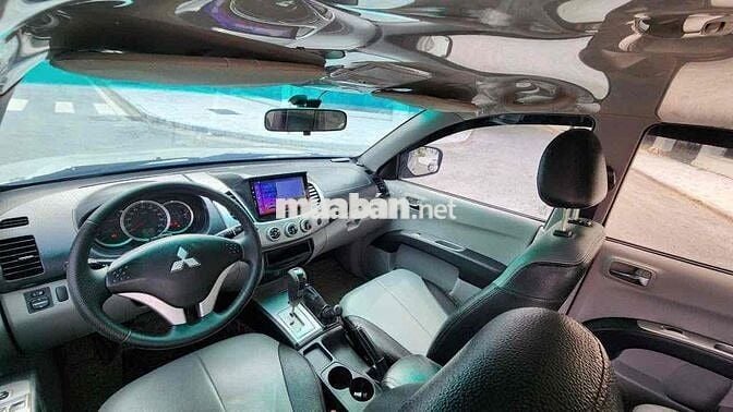 Mitsubishi Triton 2013 - Hai cầu số tự động