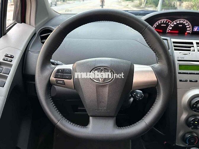 Toyota Yaris 2012 1.5 AT - 58000 km