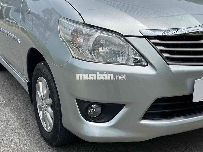 Toyota Innova 2012 E - 126000 km