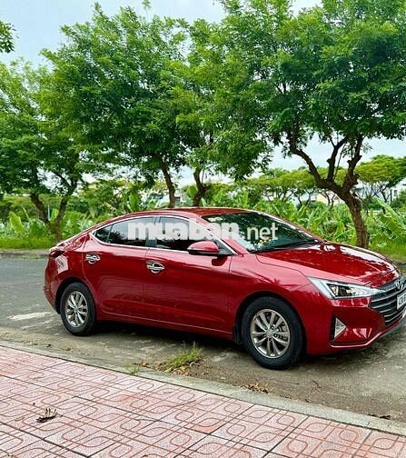 Hyundai Elantra, gia đình sử dụng, bảo dưỡng hãng