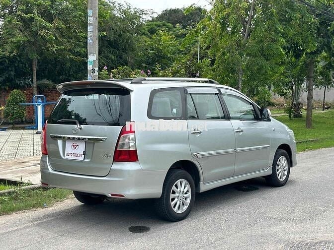 Toyota Innova 2012 E - 126000 km