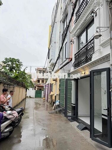 Bán Nhà Hẻm Xe Hơi Né Nhau- Sát Mặt Tiền