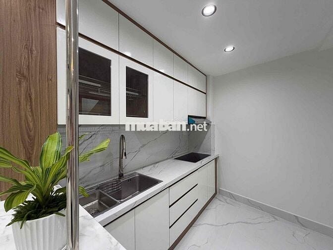 Bán Nhà Hẻm Xe Hơi Né Nhau- Sát Mặt Tiền