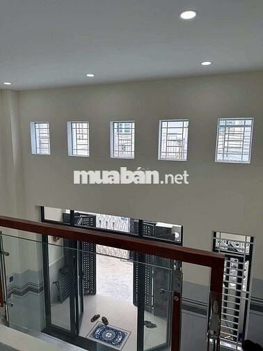 Cần cho thuê nhà P TTN Q12...DT 5,4 x10 . 1 trệt 1 lửng  2 PN 2WS