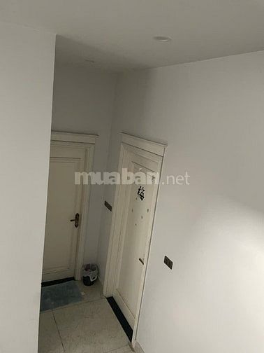 Cho thuê nhà 4 tầng đường Nguyệt Quế 22 - Vinhomes Riverside Long Biên