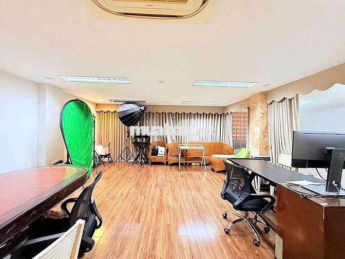 🏡 Cho Thuê Nhà  HXH Hoàng Hoa Thám_7x20m, 3 Lầu, Phòng Rộng.