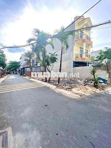 Bán LÔ ĐẤT góc 2 Mặt Tiền, DT 120m2, SHR, Ngay Qlộ 13 - KĐT Vạn Phúc
