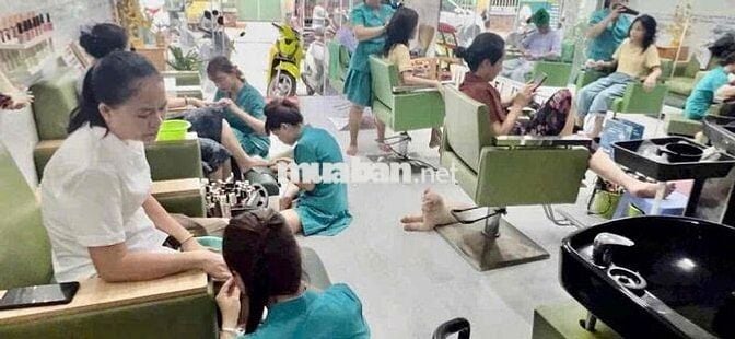 Sang tiệm Hair Beauty Nail &Spa