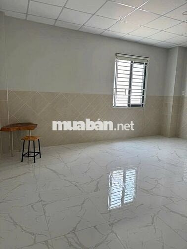 Cho thuê nhà trệt lầu đường đoàn thị điểm, gần ngân hàng ocb