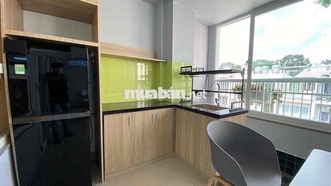 Căn Hộ View City tách bếp, nhiều ánh sáng tự nhiên, Full nội thất