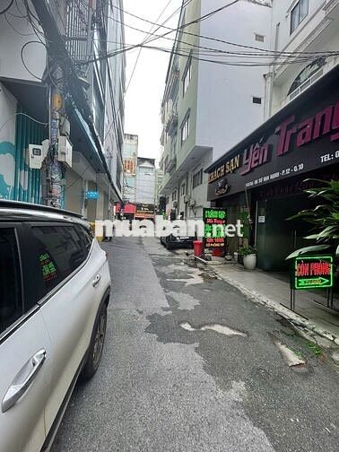 Nhà cho thuê nguyên căn 22/ Lữ Gia. Giáp Q10. DT: 4,5 x 18m, 4 lầu đẹp