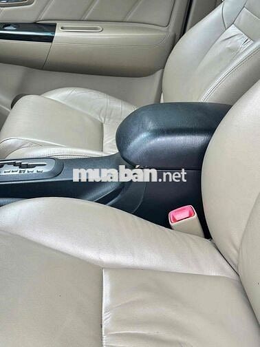Toyota Fortuner 2.7V 4x2 model 2016 màu xám đẹp
