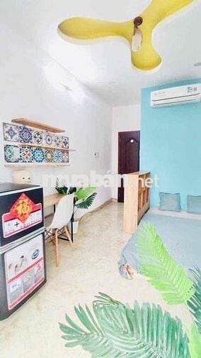 Phòng trọ quận 4, bancol tách bếp, Full nội thất, gần ULAW, NTTU