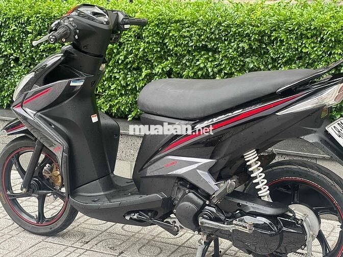 Yamaha Luvias 2015 BST 48 Xe Đẹp Máy Zin Êm
