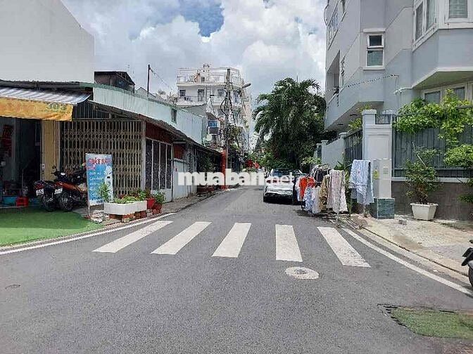 Bán nhà C4 Dương Quảng Hàm | 125m2 A4 | 15.6 Tỷ | Hxh 1/ cách MT 50m