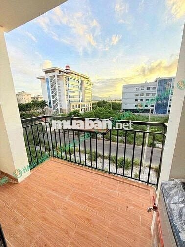 Siêu Phẩm Căn Hộ Studio Toà Mới 💯 View Sân Bay