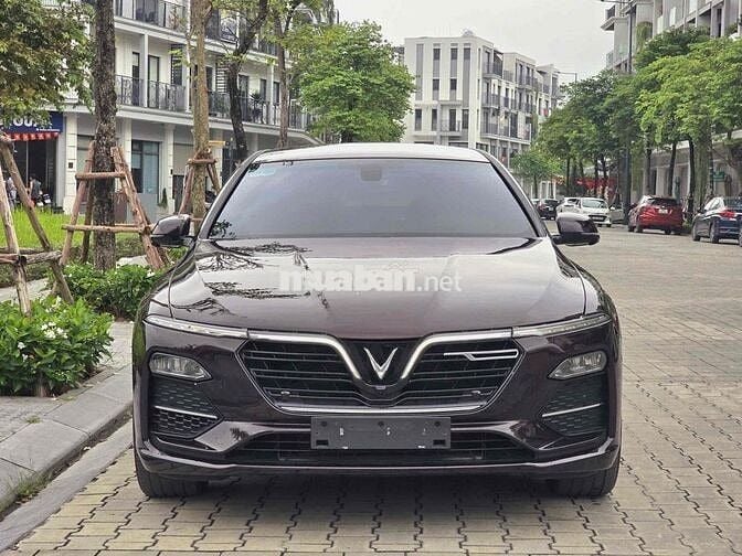 VinFast Lux A2.0 2019 Plus 2.0 AT - 40000 km