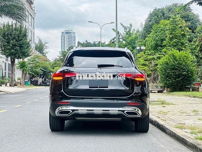 Mercedes Benz GLC Class 2023 - 16666 km Bank 90%