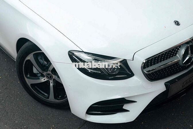 Mercedes E200 Sport đklđ 2020- trả trước 350Tr