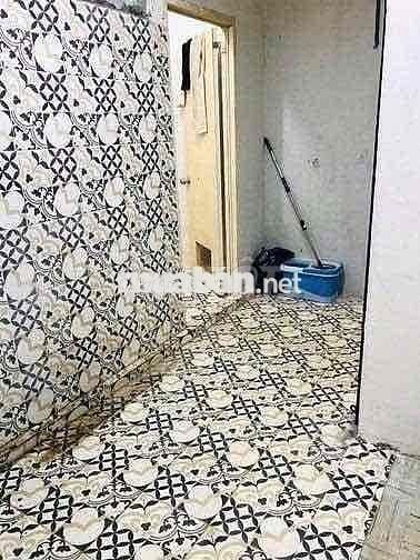 nguyên căn lầu 1 HẢI THƯỢNG LÃNG ÔNG Q5- DTSD 50m2