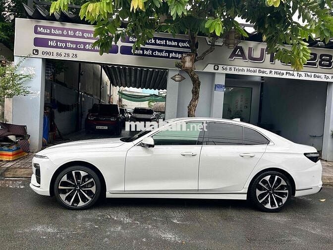 VinFast Lux A2.0 Premium 2022 - 52000 km