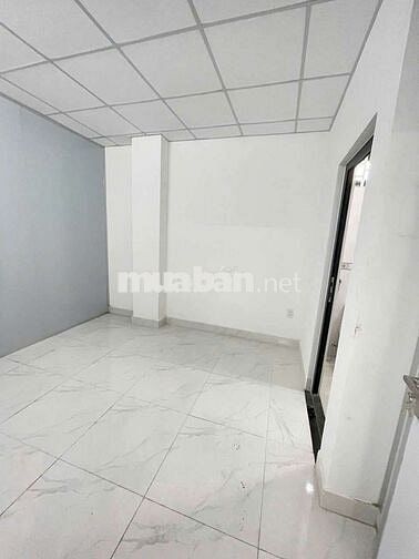 Chung cư Hồng Loan 2pn chỉ 4tr