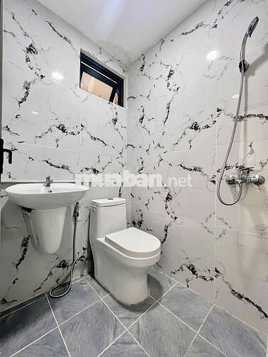 🌿PHÒNG MỚI CÓ BAN CÔNG GẦN NGÃ 4 BẢY HIỀN