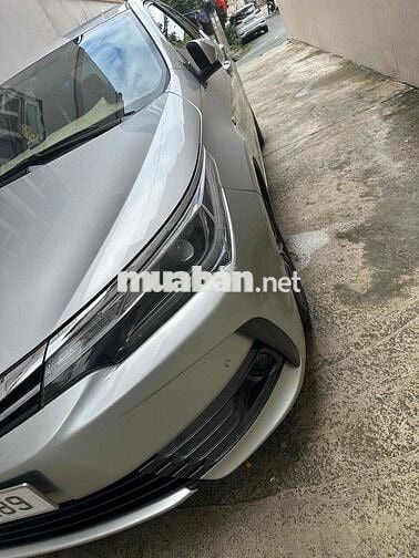 Toyota Corolla Altis 2017 2.0V AT - 74000 km