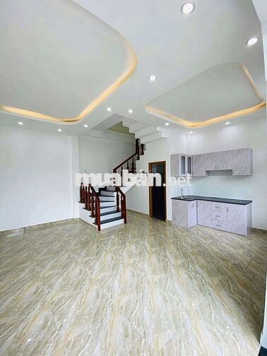 Bán nhà 2 tầng và 4 phòng trọ đường Âu Cơ gần chợ Hòa Khánh