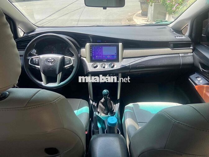 Toyota Innova 2019 2.0E gia đình