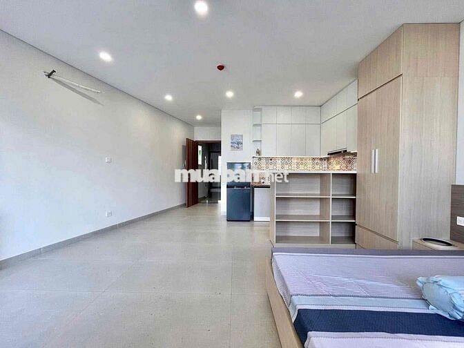 Studio Ban Công/Cửa Sổ Full NT Mới Giá Chỉ 5.Xtr - Ngay Lăng Cha Cả