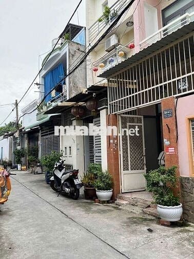 Nhà Tân Kỳ Tân Quý, 57m², 4 Tầng, 3 PN, mặt tiền, Giá chỉ hơn 5 tỷ