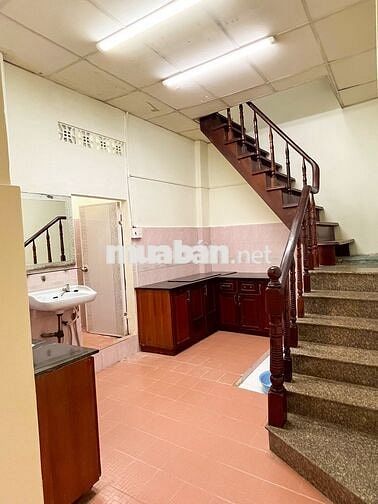 CHO THUÊ NHÀ NGUYÊN CĂN TRUNG TÂM Q10 - ĐƯỜNG BÀ HẠT: 12TR/THÁNG