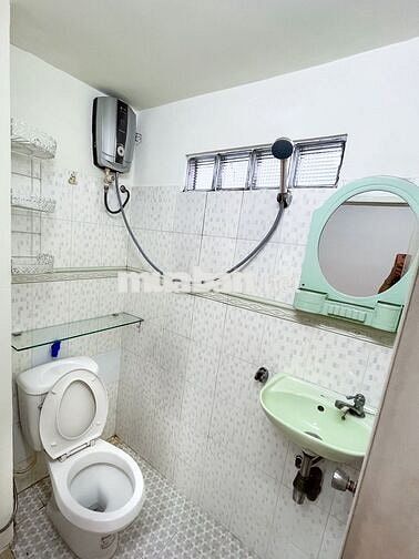 CHO THUÊ NHÀ NGUYÊN CĂN TRUNG TÂM Q10 - ĐƯỜNG BÀ HẠT: 12TR/THÁNG