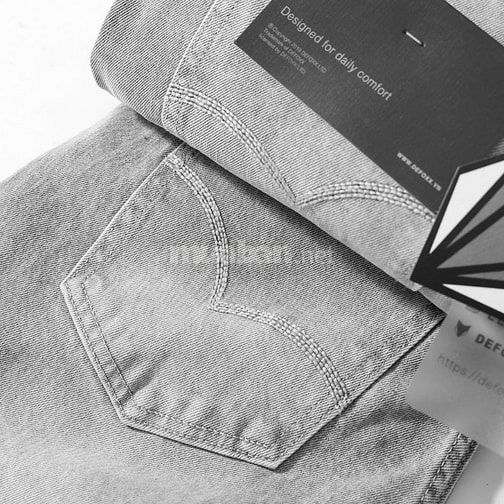 Quần jean Defoxx ống suông co giãn nhẹ xám trắng wash 250910