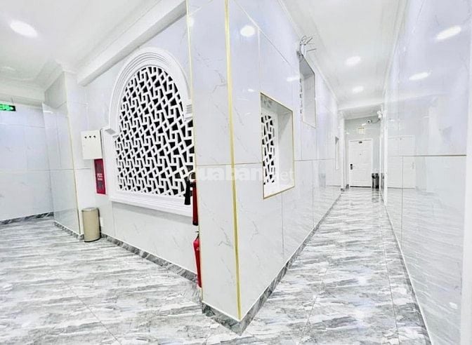 Bán khách sạn khu Tên Lửa, 20 x 20m, 5.5 tấm, 62 tỷ đối diện công viên