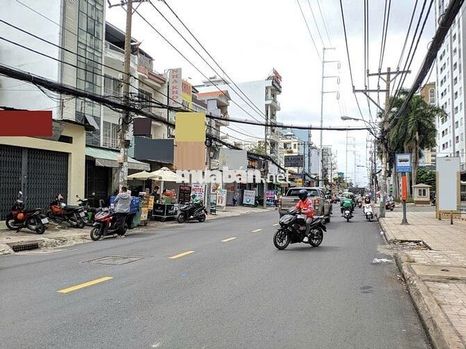 NHÀ MẶT TIỀN ĐƯỜNG ÂU CƠ 5 X 30m - ĐỐI DIỆN 3 CHUNG CƯ NHIỀU TOÀ NHÀ