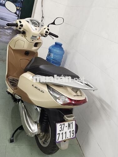 Xe máy lead honda