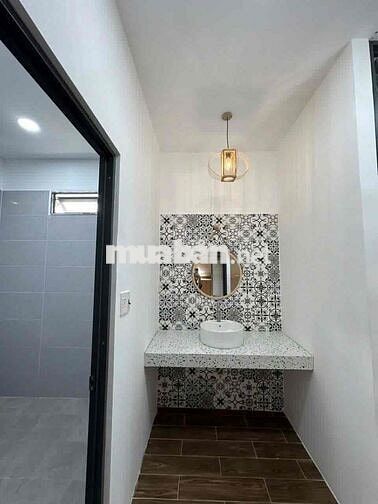 CĂN HỘ 3PN FULL NỘI THẤT CAO CẤP KHÔNG GIỚI HẠN NGƯỜI Ở NGAY TRUNG TÂM