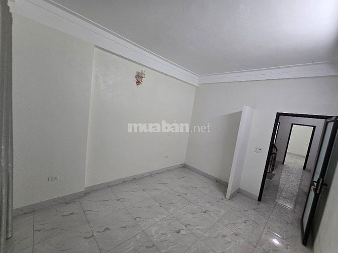 CHÍNH CHỦ CHO THUÊ CẢ NHÀ 5 TẦNG, MẶT TIỀN 4M, 5 TẦNG, PHỐ HÀ TRÌ