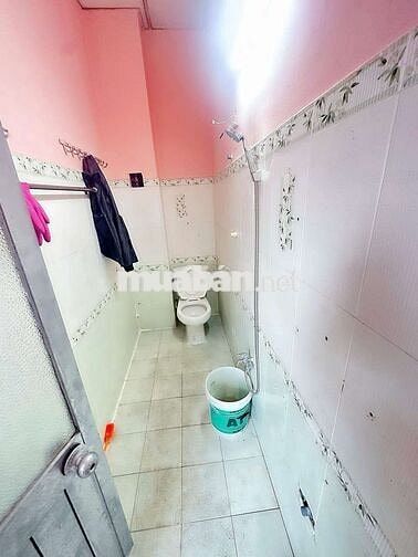 Cho thuê nhà góc 2mt 5*14m 1 lâu 2pn giá 12tr