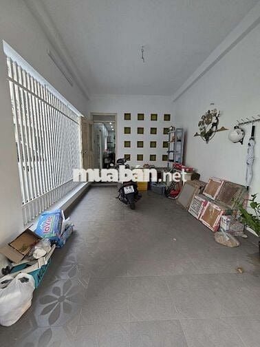 Nhà Đức Giang lô gấp ô tô 200 mét vuông 4 phòng ngủ