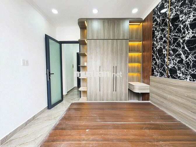 Nhà mới hoàn thiện 1 lầu Full nội thất - đường Trần Văn Khánh Q7