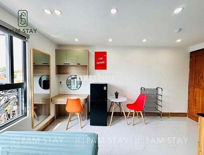 phòng cửa sổ lớn cực thoáng gần lotte