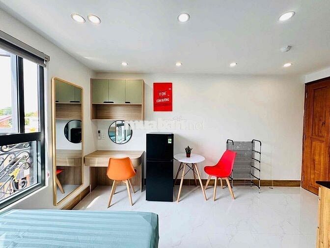 phòng cửa sổ lớn cực thoáng gần lotte