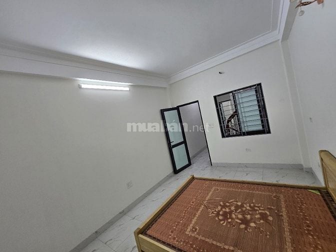 CHÍNH CHỦ CHO THUÊ CẢ NHÀ 5 TẦNG, MẶT TIỀN 4M, 5 TẦNG, PHỐ HÀ TRÌ