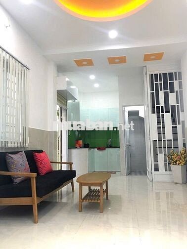 Cho thuê nhà 3 lầu DTSD hơn 100m Nguyễn Thượng Hiền 2Pn giá 12 triệu