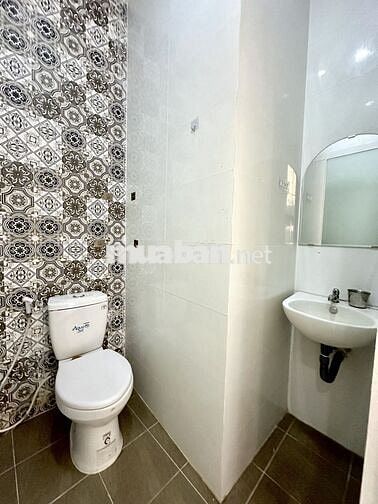 Nhà trệt lầu 3PN hẻm đường Nguyễn Thị Minh Khai chỉ 5,5 triệu