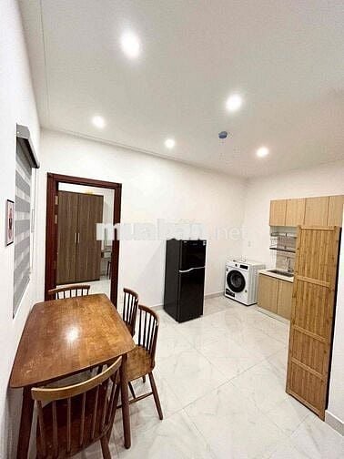 CĂN HỘ 2 PHÒNG NGỦ - 2WC - THANG MÁY BẢO VỆ - NGAY CV HOÀNG VĂN THỤ